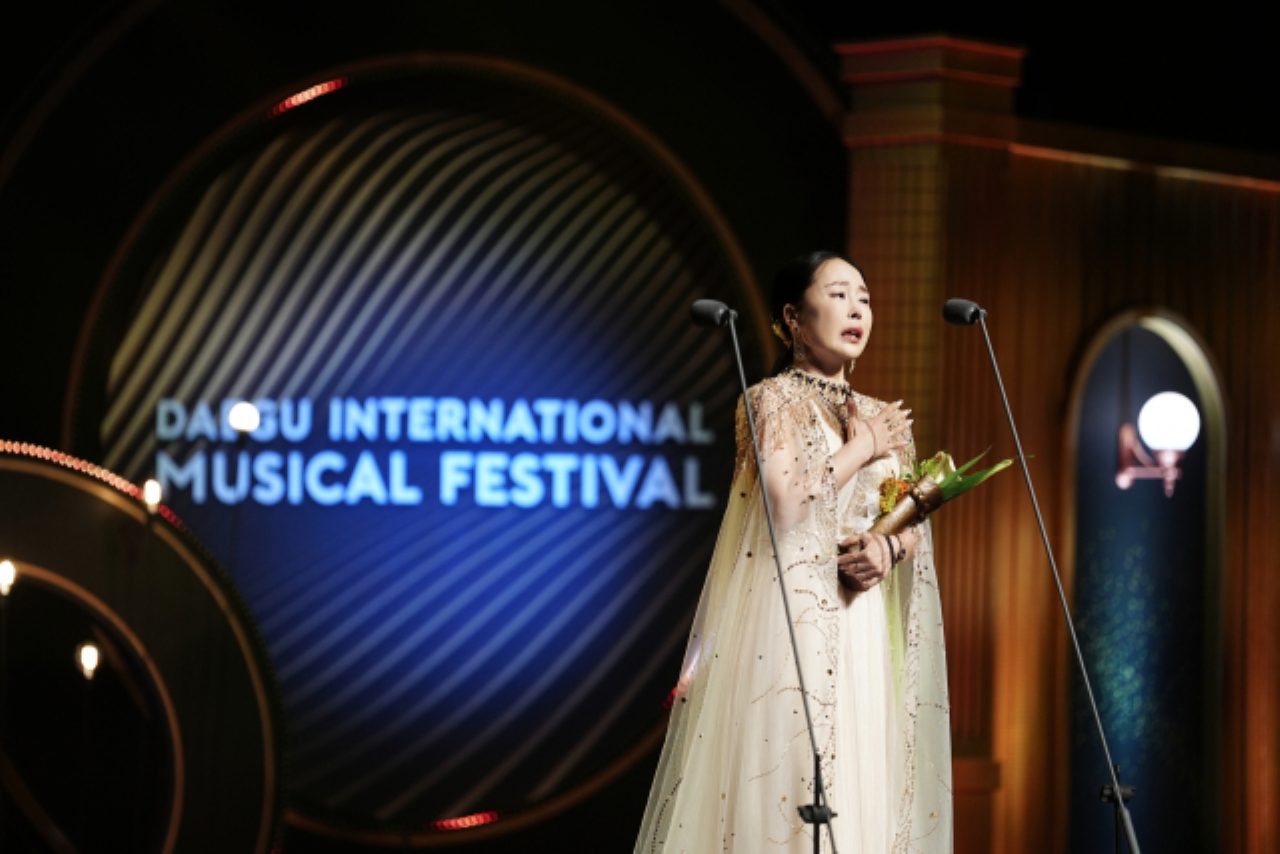 제19회 딤프 어워즈 장은주 배우 여우주연상 수상